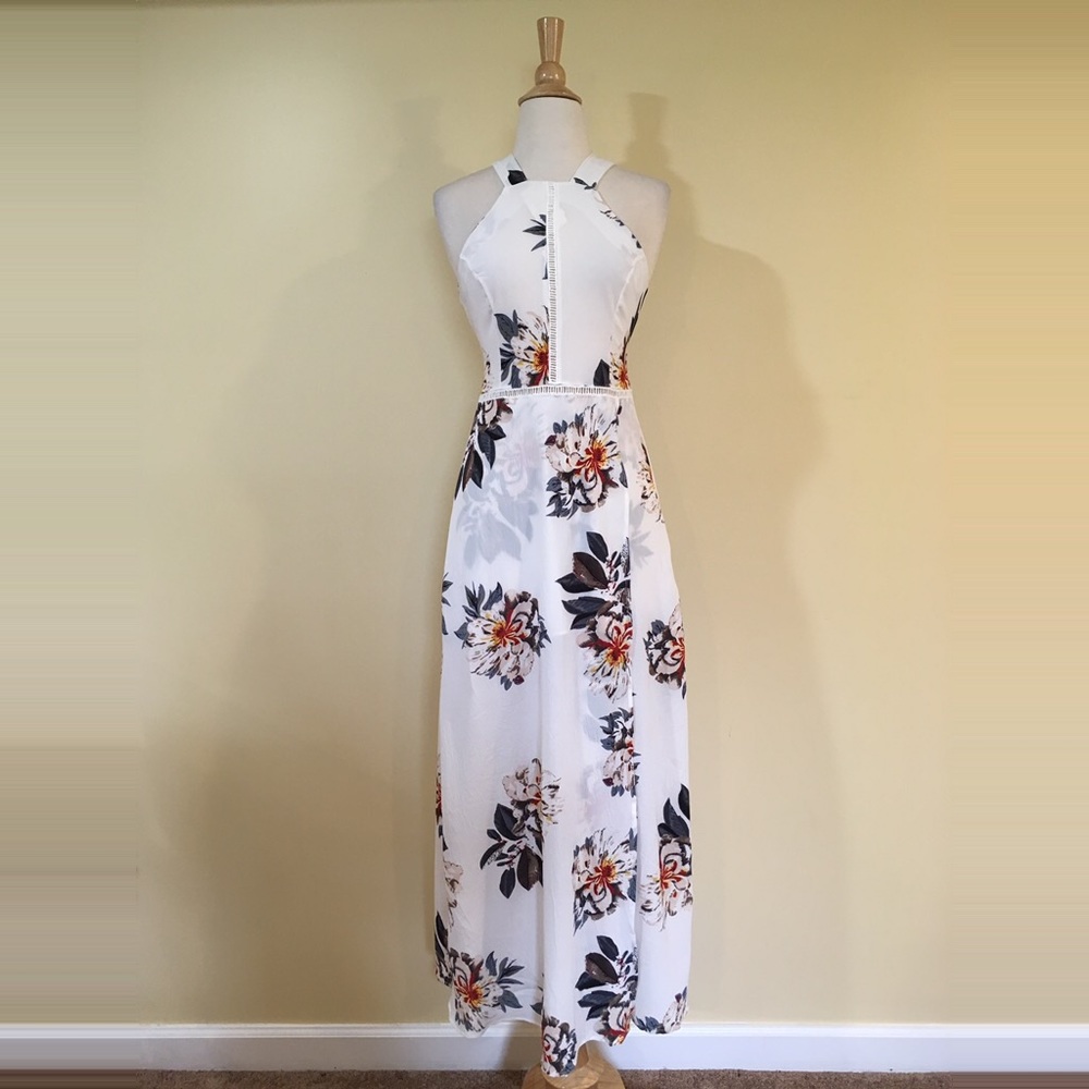 Tie Back Floral Halter Maxi Dress - Picture 5 of 8